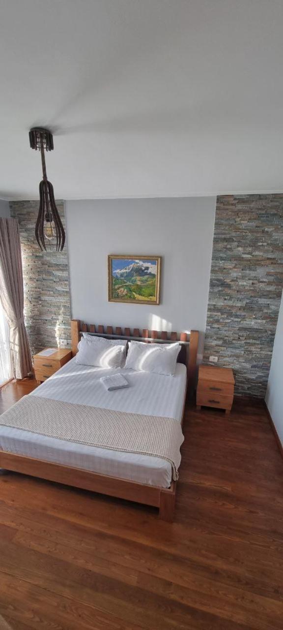 Nurellari Winery Cellar And Guest House بيرات المظهر الخارجي الصورة