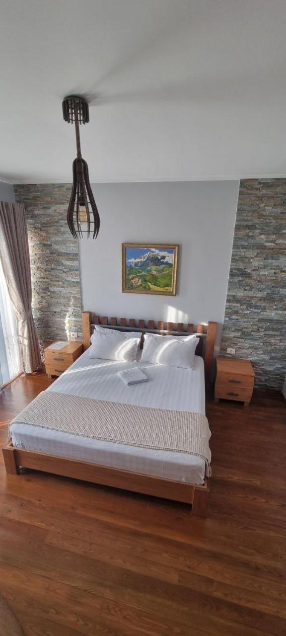 Nurellari Winery Cellar And Guest House بيرات المظهر الخارجي الصورة