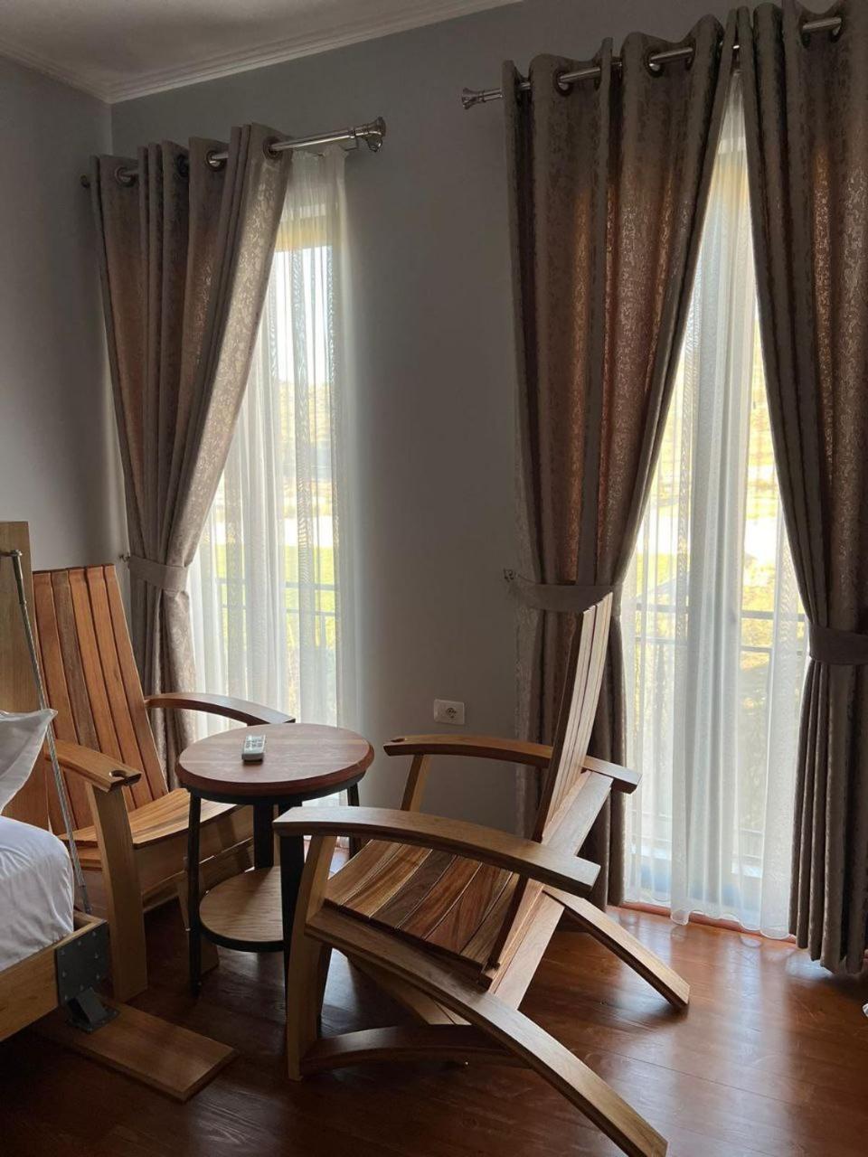 Nurellari Winery Cellar And Guest House بيرات المظهر الخارجي الصورة